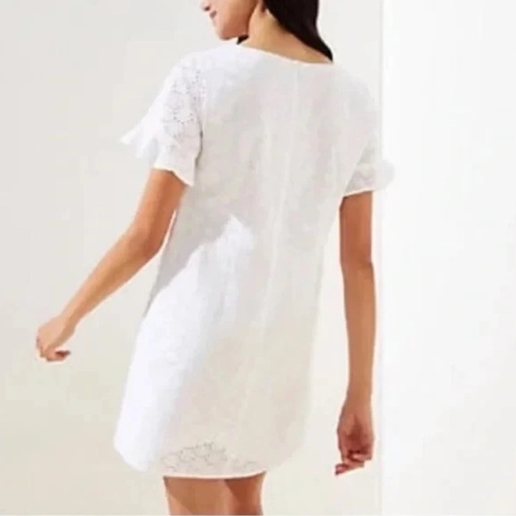 LOFT Women's White Eyelet Shift Dress 6 Flutter Cuff Knee Length Ruffle Sleeve - Picture 2 of 10
